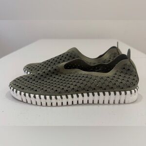 Ilse Jacobsen Tulip 139 Army Green Slip-on Shoe Women's EU sizes 38 (7,5)